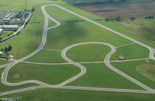 Circuit Club de Nevers Magny-Cours. Stage de pilotage Formule Renault 2.0