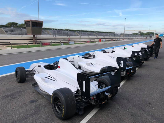 Découvrez l’univers de votre club automobile