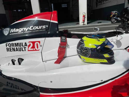 Piloter une Formule Renault 2.0 entre Gentlemen Drivers avec Mercury Silver sur le Circuit Grand Prix de Nevers Magny-Cours !