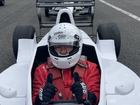 Pilotez une Formule Renault 2.0 sur le Circuit de Barcelona Catalunya en Espagne avec Mercury Silver