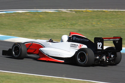Stage de pilotage en monoplace Formule Renault sur le Circuit du Mas du Clos.