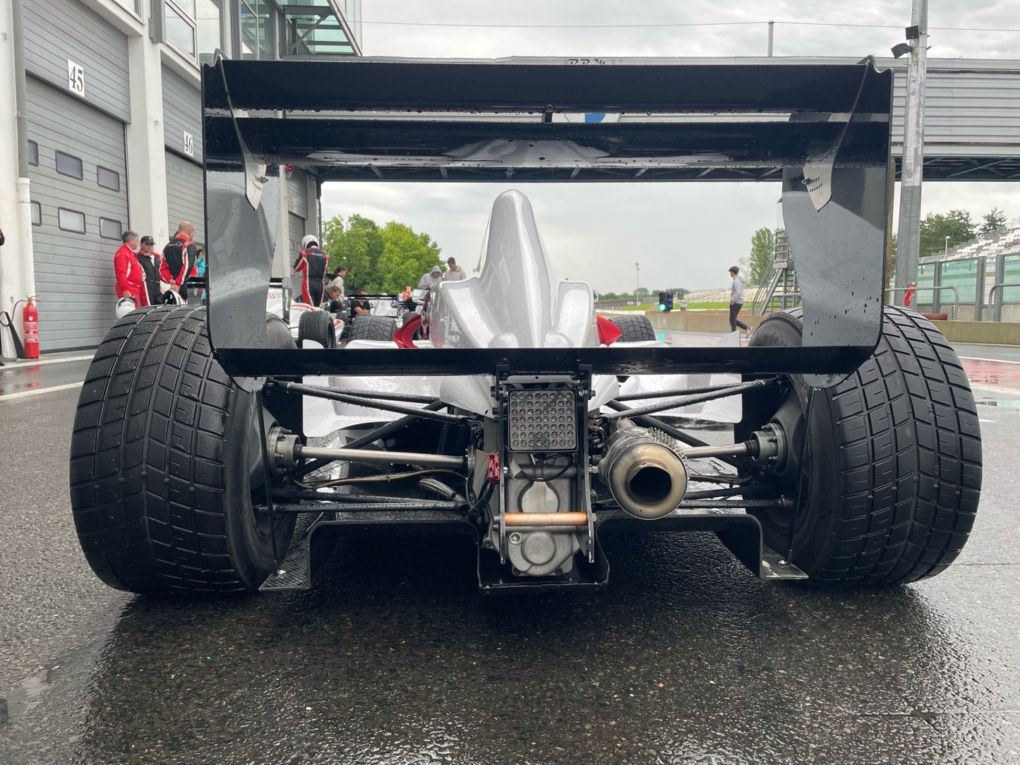 Pilotez sur le circuit de Magny-Cours la Formule Renault 2.0 de Mercury Silver
