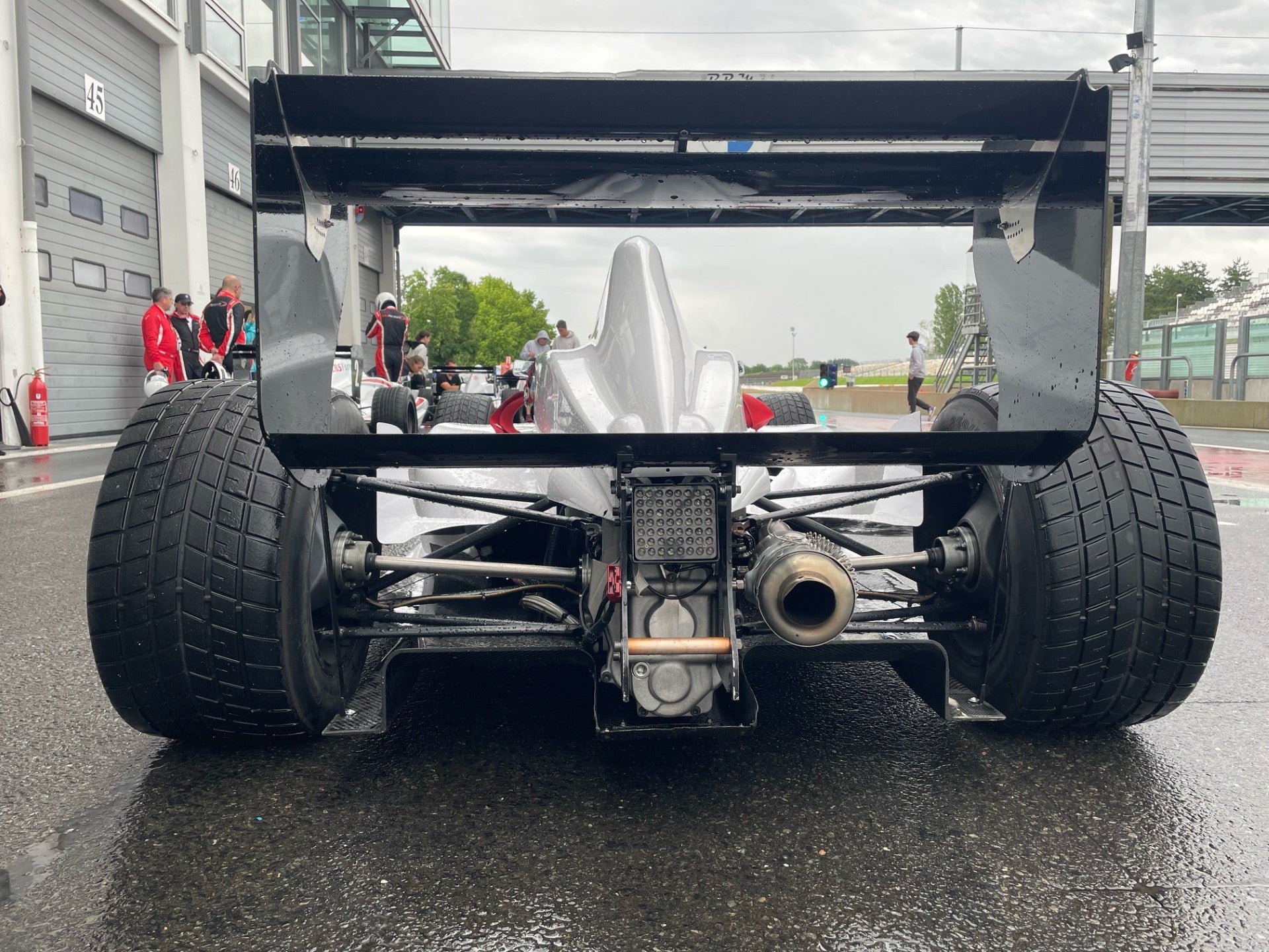 Pilotez sur le circuit de Magny-Cours la Formule Renault 2.0 de Mercury Silver