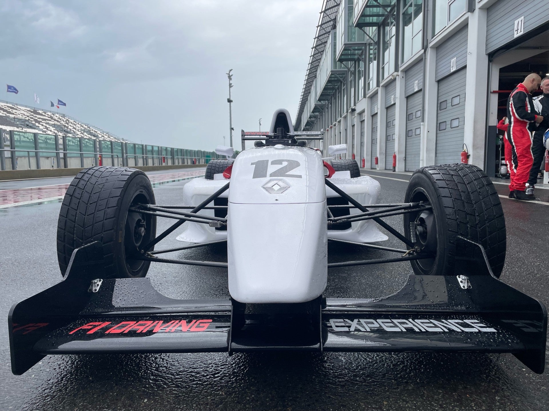 Formula Renault 2.0 Racing School Circuit de Nevers Magny-Cours